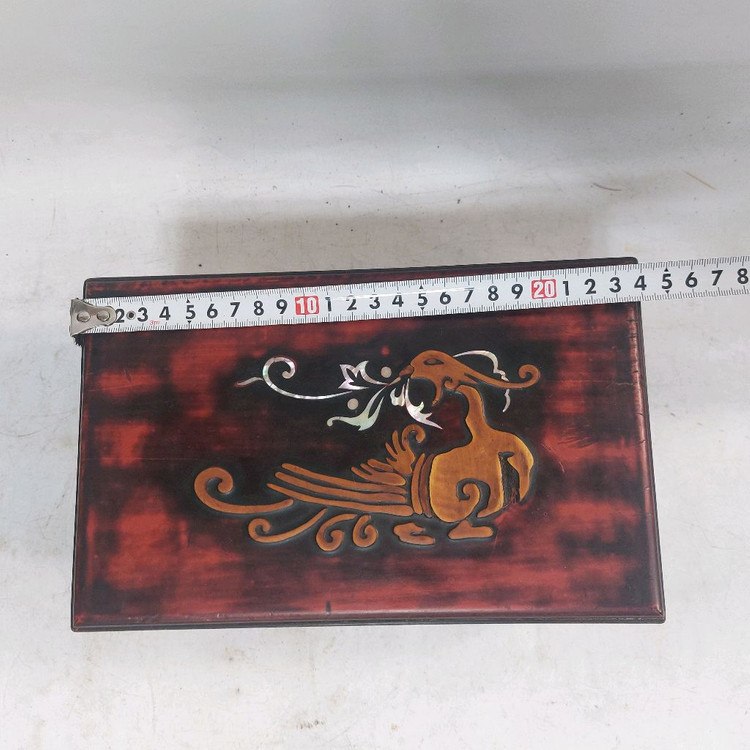 옛날 옻칠함. 고가구 - 민속품 . 자개함. 근대사 이미지