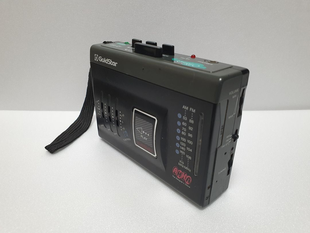 80년대 금성 골드스타 아하 AHHA 미니 카세트 라디오 AHA-F21 기계식 워크맨 소품 부품용 수리 요망 택포 이미지