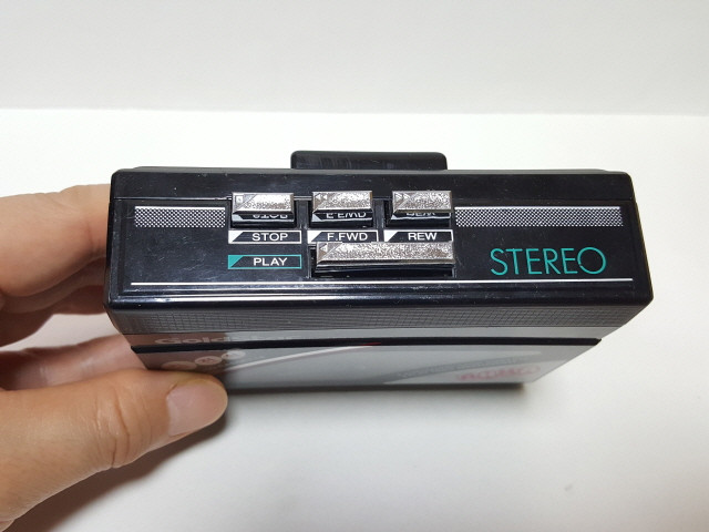 80년대 금성 골드스타 아하 AHHA 미니 카세트 라디오 THR-206 기계식 워크맨 수리용 부품용 택포 이미지