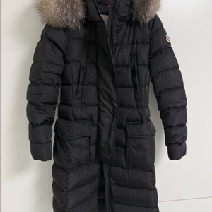 몽클레어 클로에 폭스퍼 롱패딩 이미지