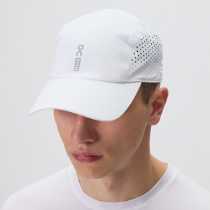 새상품) KITH X ON 온러닝 라이트웨이트 볼캡 모자 화이트 이미지