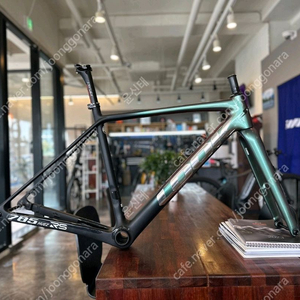 LOOK 785 HUEZ RS 2022년식 프레임 이미지