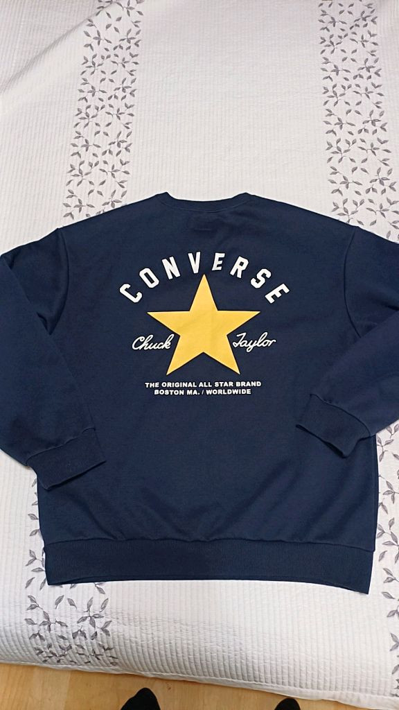 컨버스 기모맨투맨 아동13-15세 가슴52 기장64 이미지