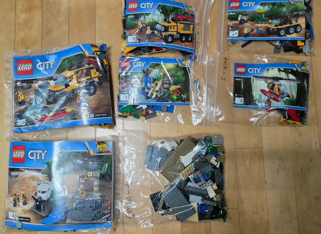 레고 브릭 대량 (시티, 히든 사이드, 정글, 해양경찰, 북극탐사) 이미지