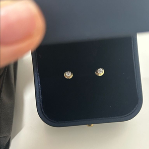 14k 예르나 천연 다이아몬드 귀걸이들 판매합니다