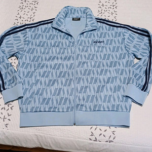 널디 오버핏저지 105 가슴64 기장68