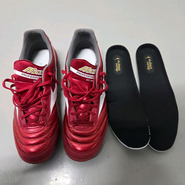 미즈노 모렐리아 살라 엘리트 캥거루가죽 풋살화 275미리--0