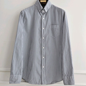 톰포드 스트라이프 셔츠 [ 로로피아나 쿠치넬리 루이비통 키톤 벨루티 에르메스 톰포드 ]