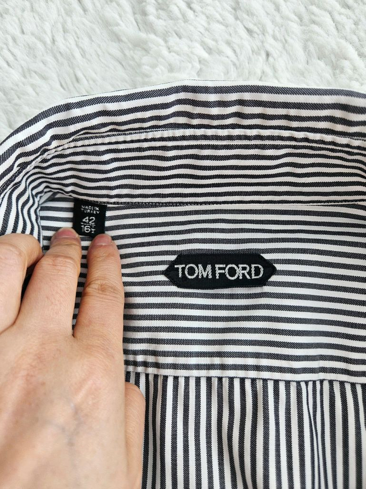 톰포드 스트라이프 셔츠 [ 로로피아나 쿠치넬리 루이비통 키톤 벨루티 에르메스 톰포드 ]--3