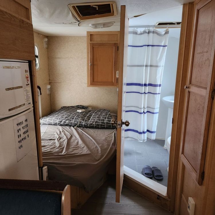 정박형카라반 중고카라반 10m급 팝니다--3