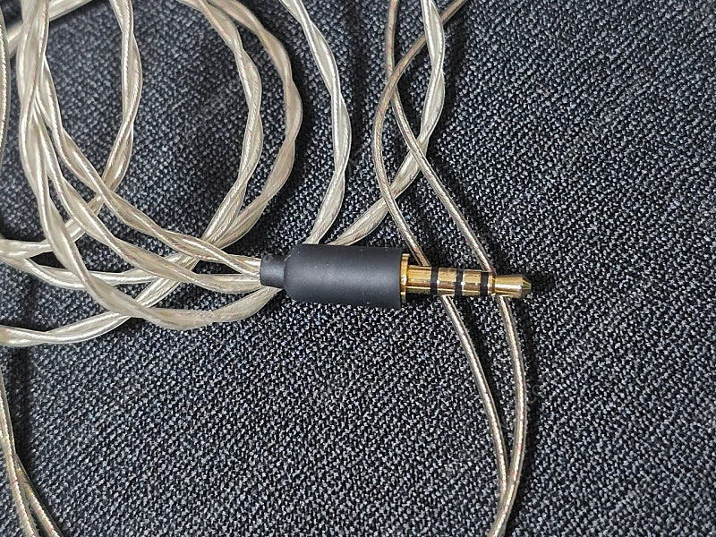 [판매중] 웨스톤 울트라씬 2.5mm 벨런스드 MMCX 케이블 이미지