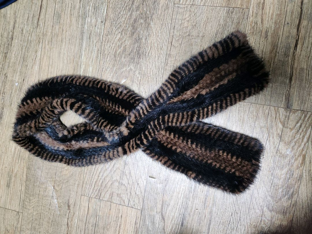 밍크 목도리 이미지