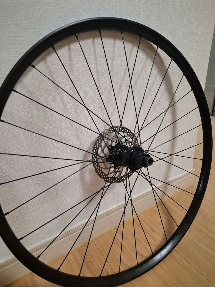 mtb 휠셋 팝니다 29인치 부스트 ms 튜브 타이어 로터 포함--2