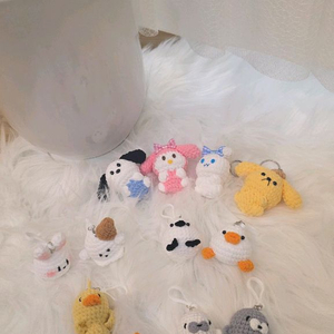 수제 뜨개 키링 인형 도매 문의 받아요