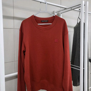 아크네스튜디오 페어뷰 페이스 맨투맨