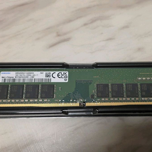삼성 DDR4 16GB 데스크탑 램 판매합니다. (미개봉)