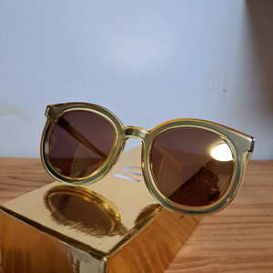 카렌워커 선글래스 새상품