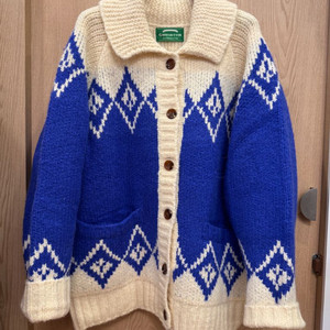 GREEN BUTTER 그린버터노르딕울가디건