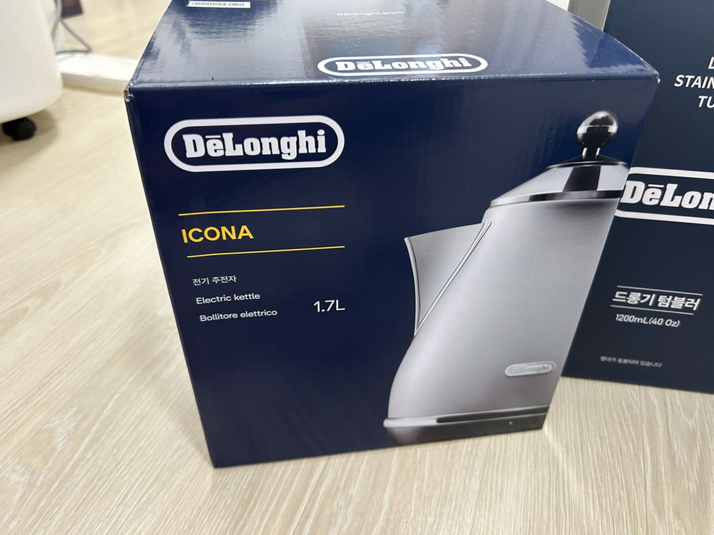 드롱기 커피포트 실버, 토스터 실버, 텀블러, 코스터, 카드지갑, 원두 판매합니다 이미지