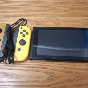 닌텐도스위치 레츠고이브이피카츄 에디션 단품 이미지