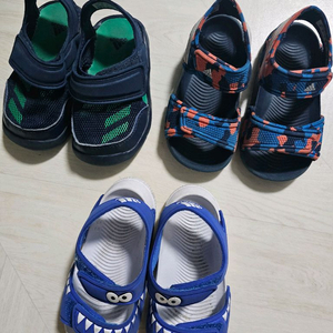 아디다스 아기샌들