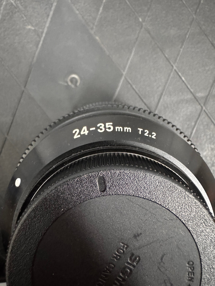 <판매> 시그마 SIGMA 24-35 T2.2 FF 시네렌즈 EF마운트 이미지