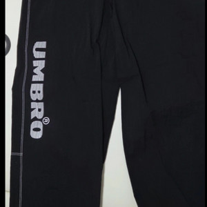 엄브로 타슬란 셋업