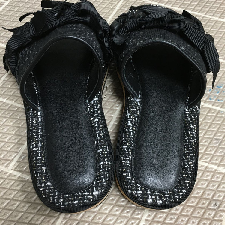 새상품 22 슈콤마보니 리본 슬리퍼 샌들 240--1