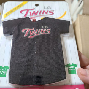 새상품 LG Twins LG 트윈스 미니 유니폼 (미니폼) 51번 봉중근 미개봉 키링 굿즈 야구 소장 선물 수집