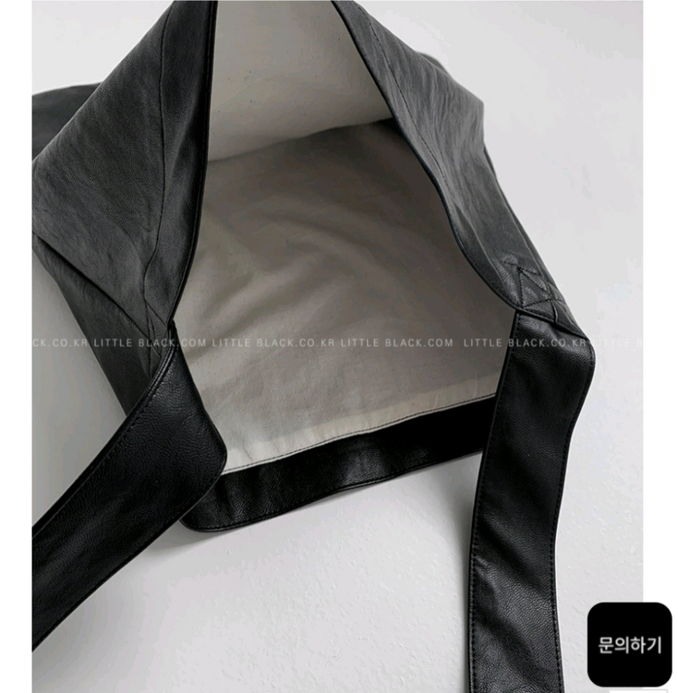 리틀블랙 페이크레더가방--5