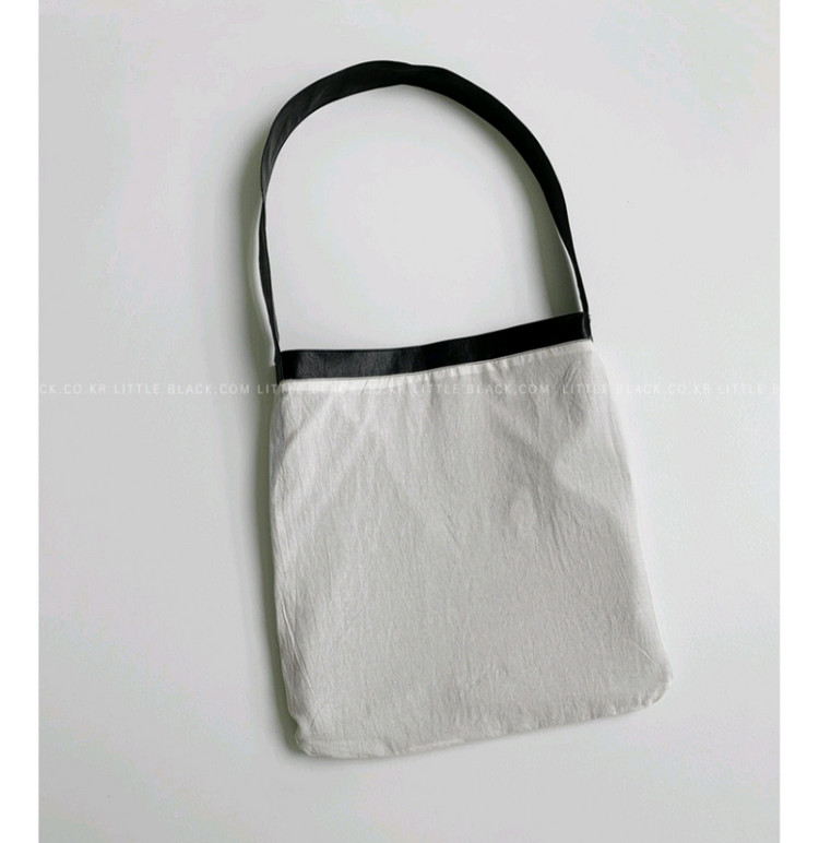 리틀블랙 페이크레더가방--6