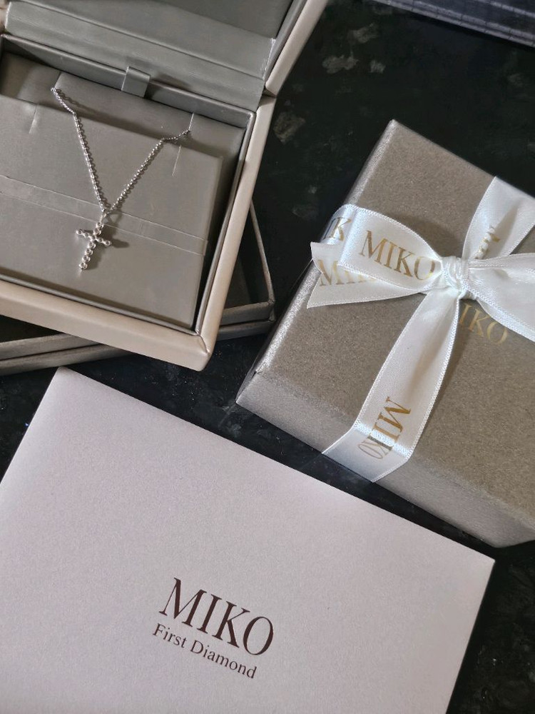 미꼬 크리셔 십자가 다이아몬드 목걸이 이미지