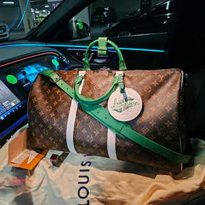 루이비통 한정판 퍼렐 골프공 마카사르 키폴50