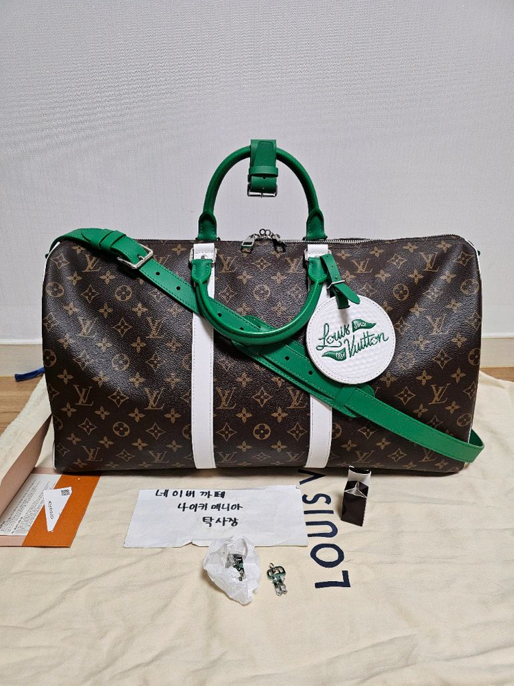 루이비통 한정판 퍼렐 골프공 마카사르 키폴50 이미지
