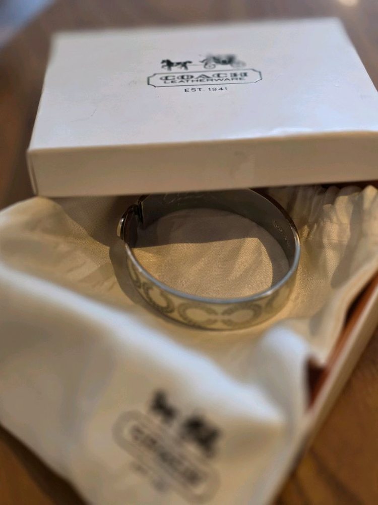 코치(COACH) 정품 메탈 뱅글 팔찌 / 박스/더스트백 포함--4