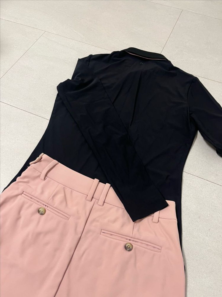 제이린드버그 상하의 세트 팝니다--3