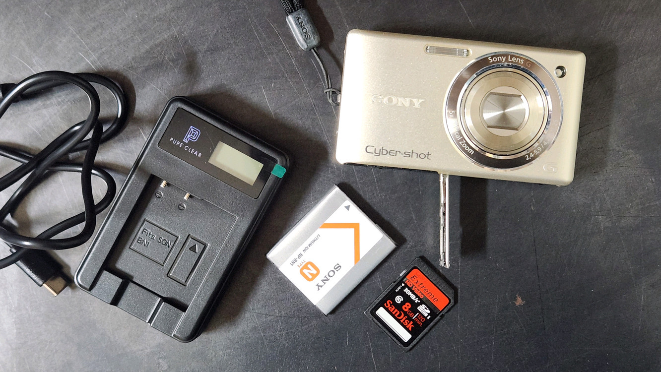 소니 사이버샷 DSC-W380 빈티지 디카--9