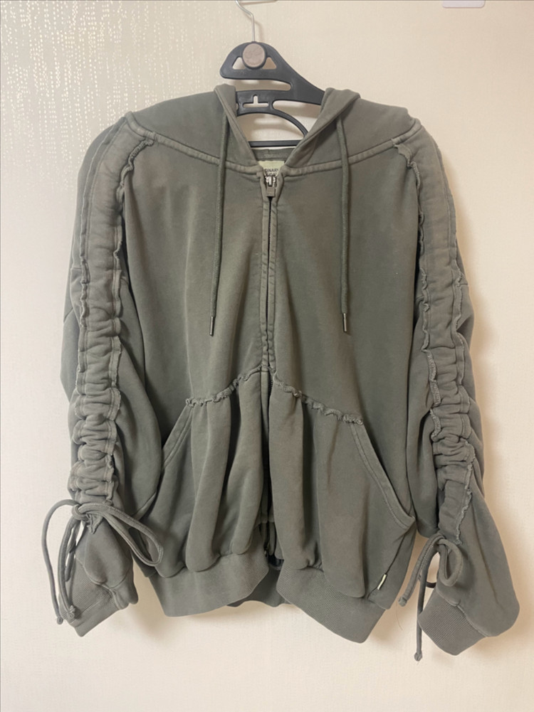 ORDINARY HOLIDAY 카키 셔링 후드 집업 (원가 8만)--10
