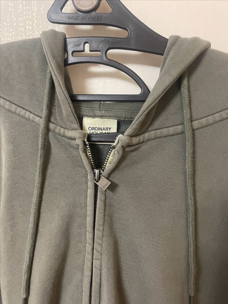 ORDINARY HOLIDAY 카키 셔링 후드 집업 (원가 8만)--15