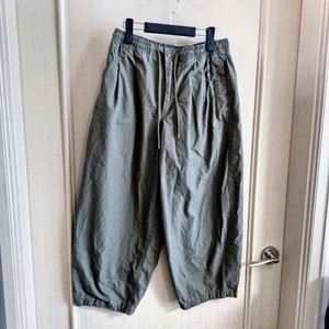 나이키 클럽 벌룬 팬츠 올리브 M사이즈