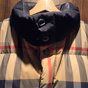 버버리 체크 패딩 아카이브 베이지