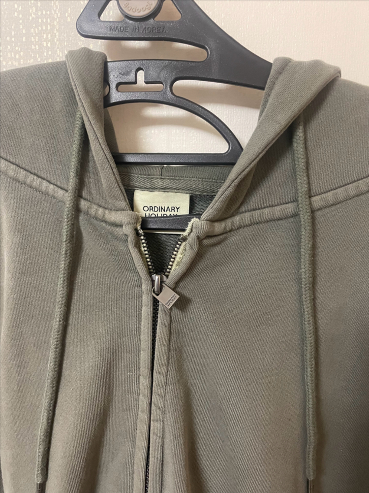 ORDINARY HOLIDAY 카키 셔링 후드 집업 (원가 8만)--7