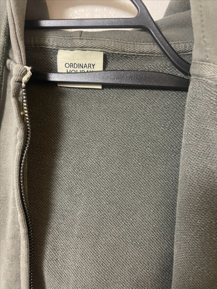 ORDINARY HOLIDAY 카키 셔링 후드 집업 (원가 8만)--8