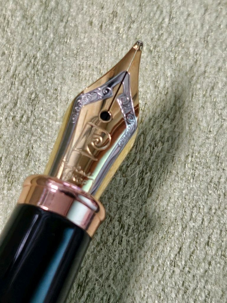 피에르가르뎅 그랜드아쿠아 만년필--2