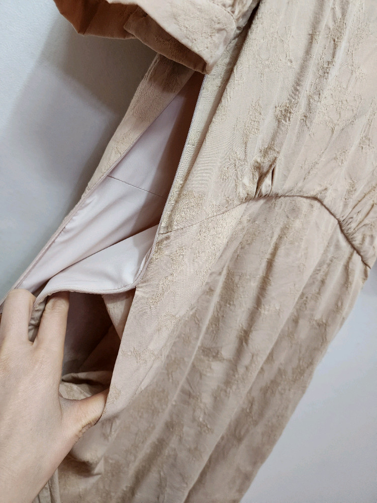 르니나 시아 볼륨 v넥 원피스--3