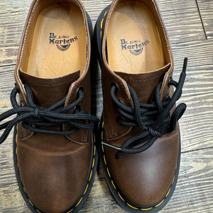 닥터마틴 MIE 잉글랜드 1461 3홀 UK3.5 (225~230)
