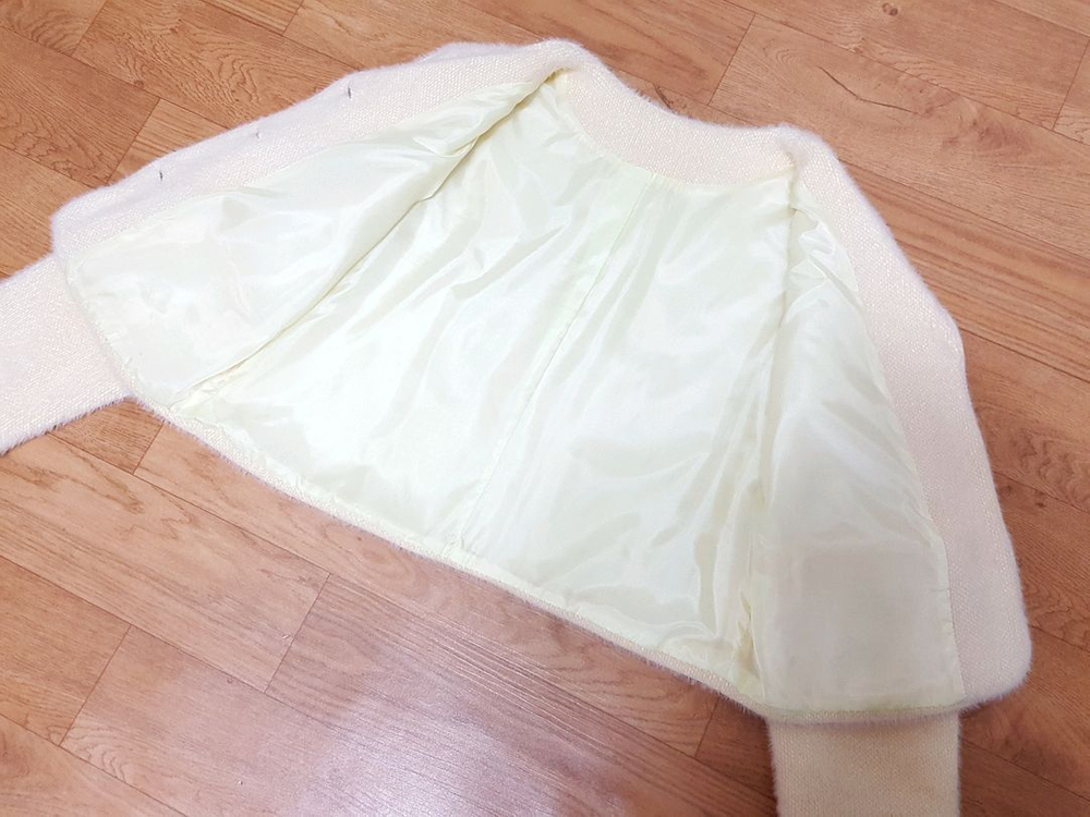 1착)초봄용 페이크 앙고라 니트 숏 여성자켓 55-66--8