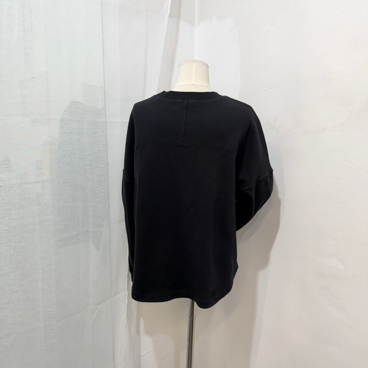 스튜디오톰보이 블랙 절개 맨투맨 스웻셔츠 4235--3