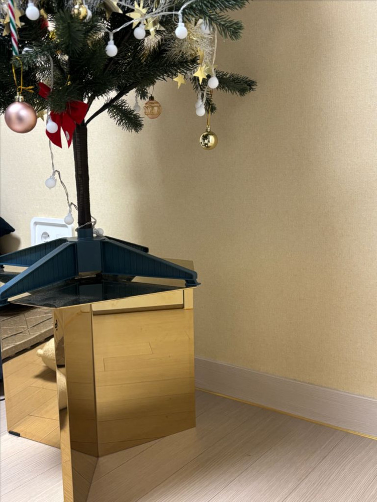 헤이 hay 슬릿 헥사곤 테이블 이미지