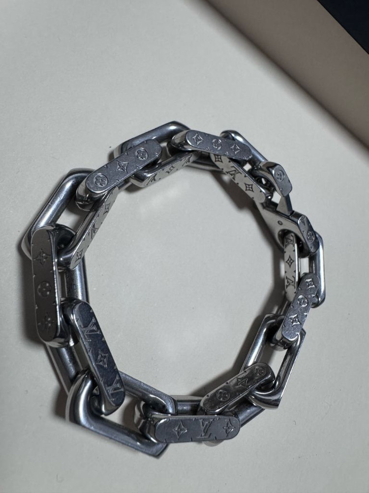 루이비통 버질아블로 체인 팔찌 M사이즈 이미지